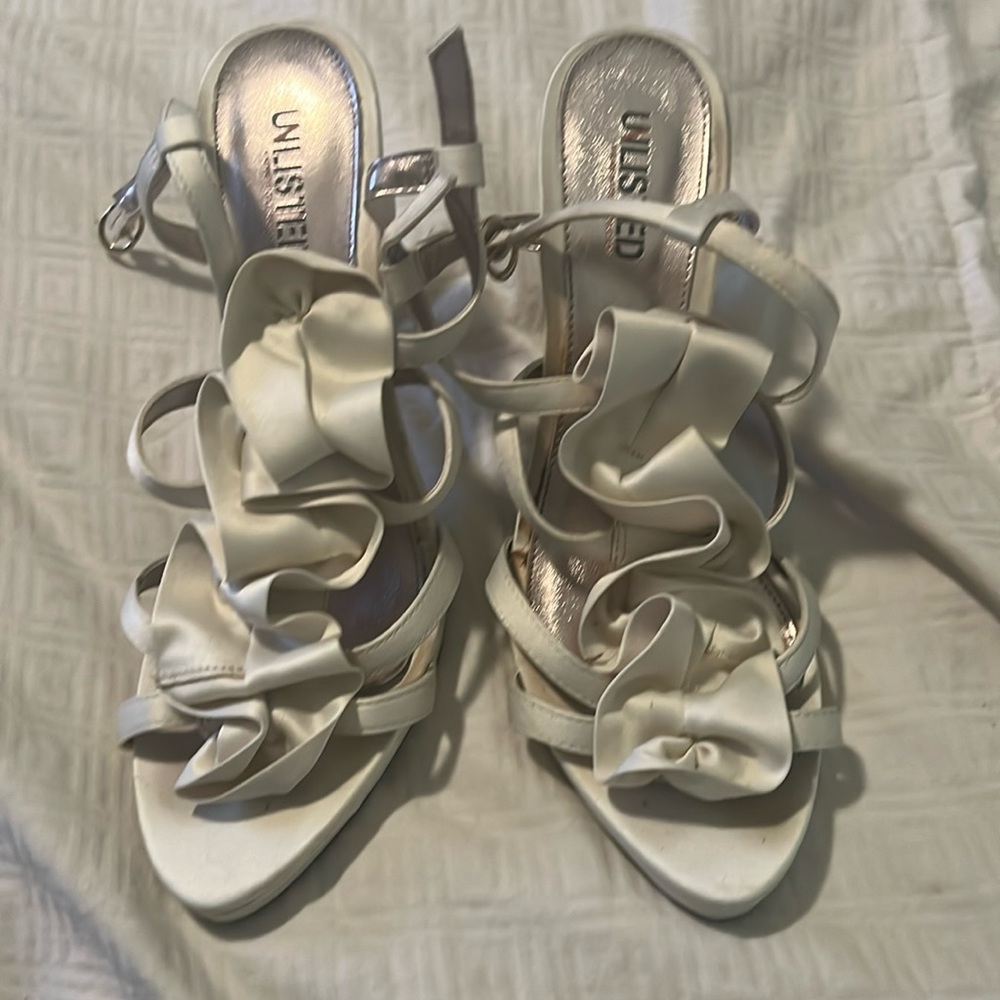 Unlisted Cream Ruffled Bow High Heeled Shoes